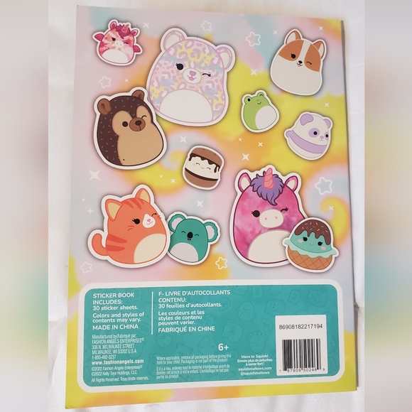 Squish'n With My 'Mallows 1000+  Squishmallow Sticker Book - Picture 5 of 5